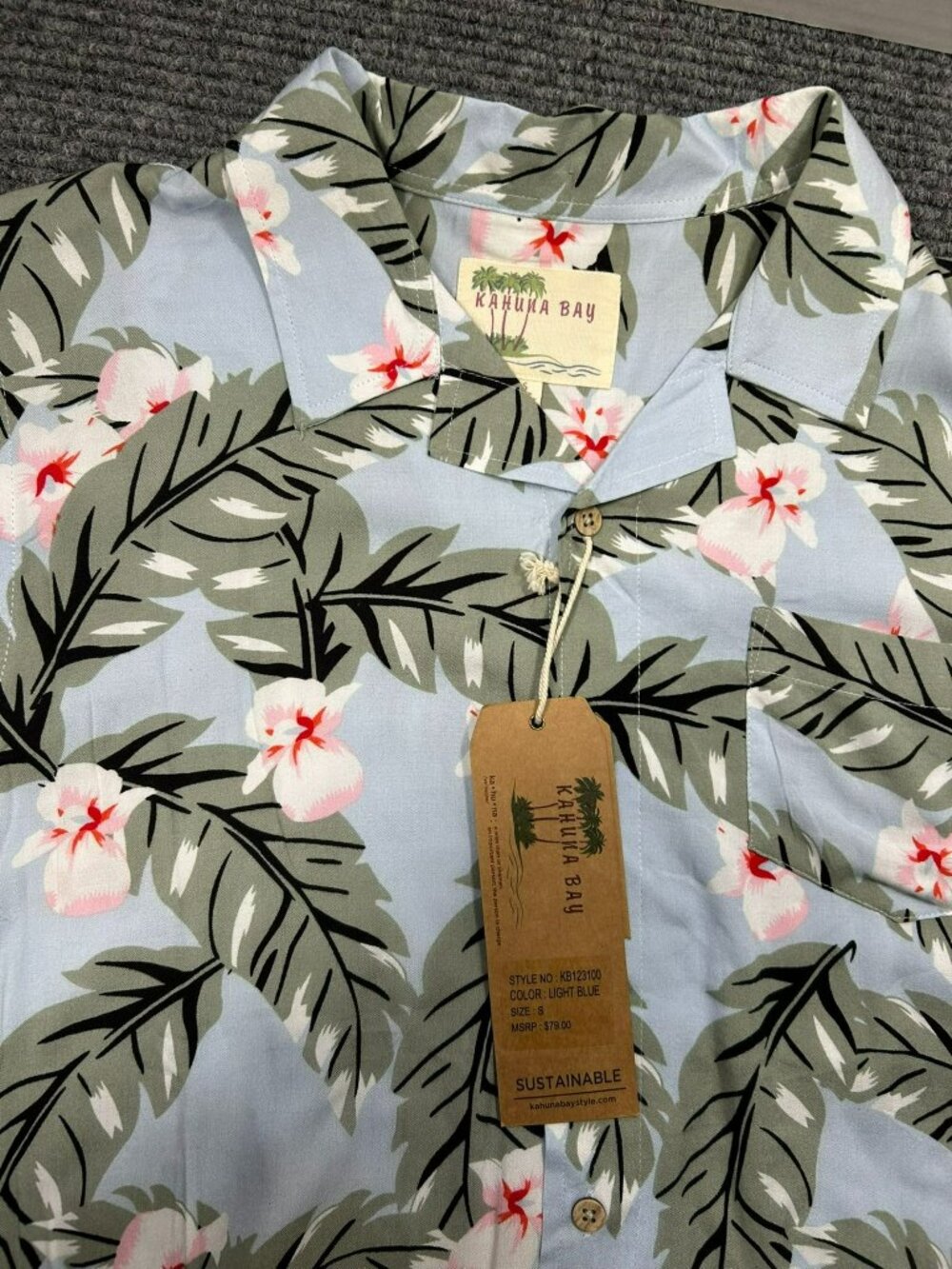 Kahuna Bay Mens S Short Sleeve Button-Up Hawaiian Shirt With Tropical Leaf & Flo - Picture 2 of 10